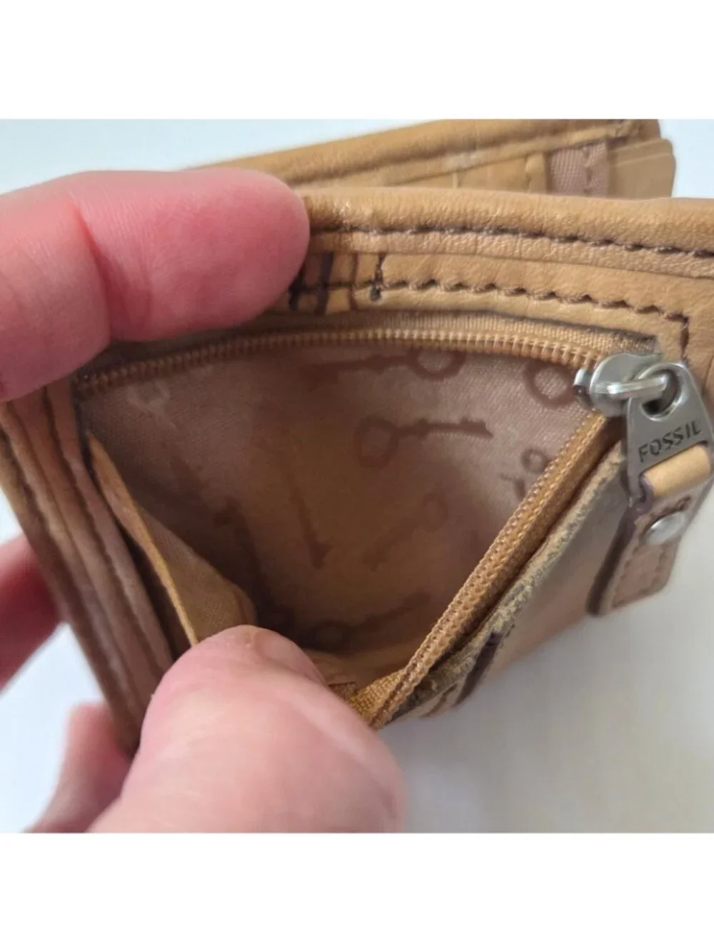 Fossil Wallet Camel Brown Tan Maddox Small Bifold Keyhole Long Live Vintage NEW